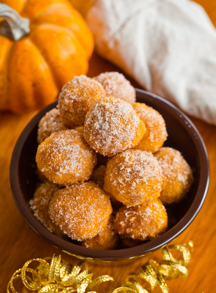 Cinnamon Sugar Pumpkin Spice Donut Holes