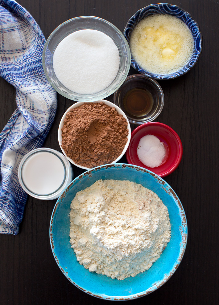 Classic Chocolate Crinkle Cookie Ingredients