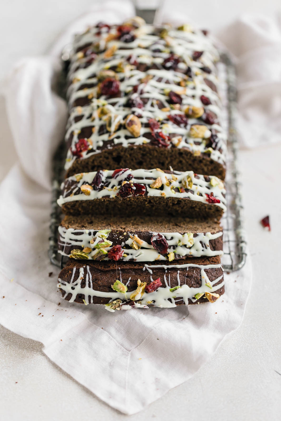 healthy gingerbread loaf sliced
