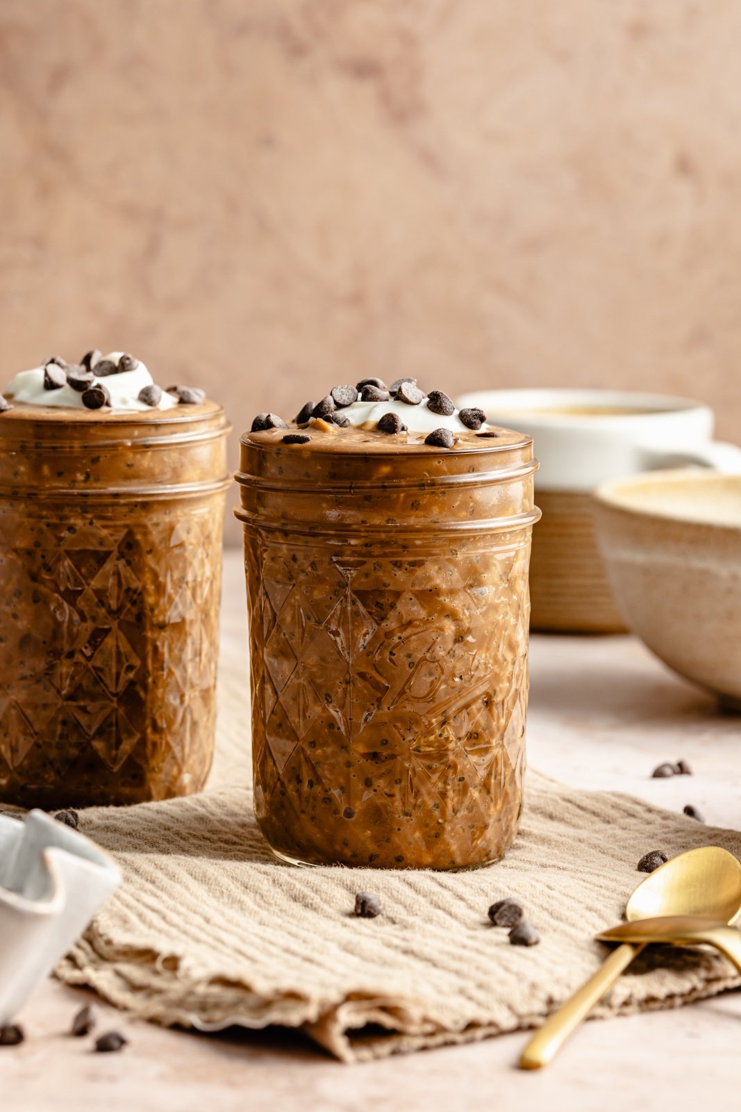 two jars of mocha overnight oats
