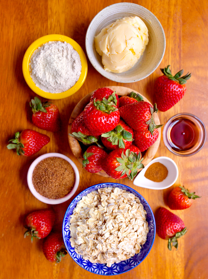 Homemade Strawberry Crumble Ingredients