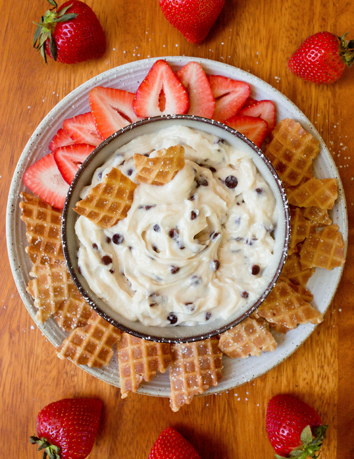 Cannoli Filling Dip With Waffle Cones And Strawberries Cannoli Filling Dip With Waffle Cones And Strawberries